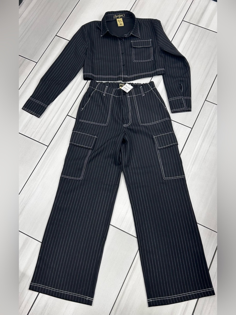 Spoon Jeans Womens 2 Piece Set Short Top W/ Matching Pants Pinstripe Size M NWT